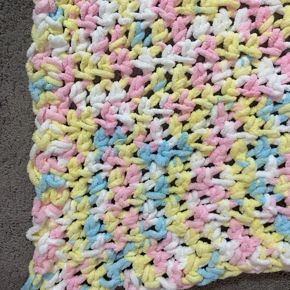 Baby Afghan Blanket Granny Square Pastel Pink/Blue/Yellow/White Hand Made 32x32